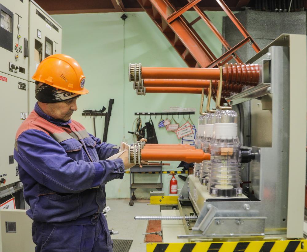 Введена в эксплуатацию высоковольтная испытательная установка